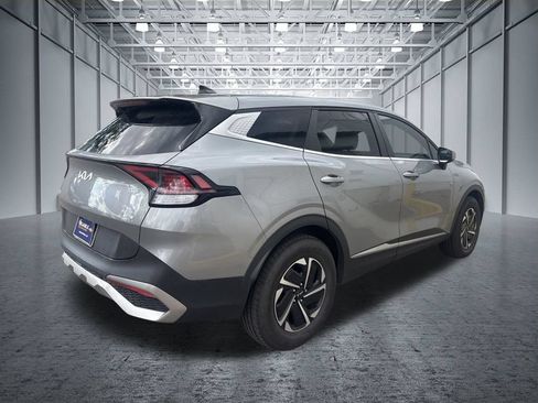 Used 2023 Kia Sportage LX AWD/4WD image 5