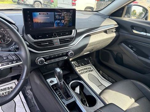 Certified 2023 Nissan Altima 2.5 SR w/ SR Premium Package FWD image 30