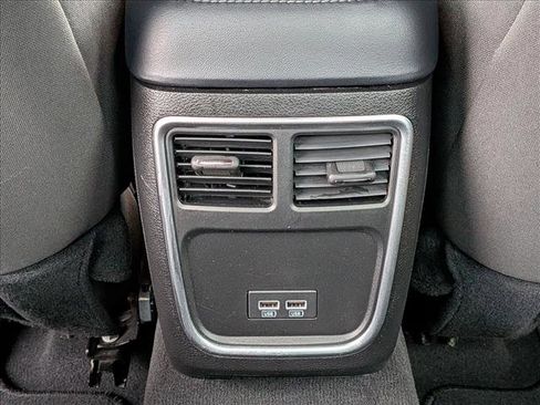 Used 2023 Dodge Charger SXT image 17