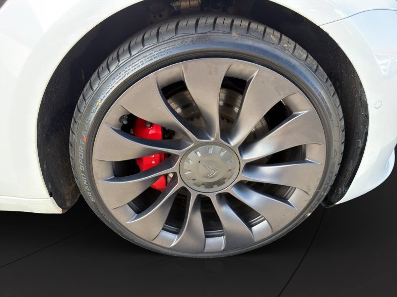 Used 2021 Tesla Model 3 Performance AWD/4WD image 24