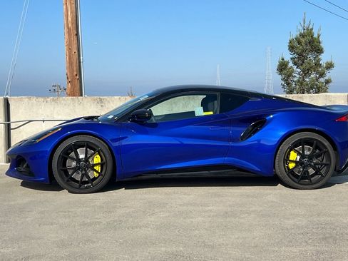 New 2026 Lotus Emira SE RWD image 7