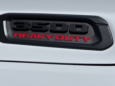 New 2026 RAM 3500 Tradesman AWD/4WD image 25