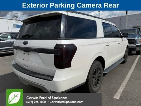 Used 2018 Ford Expedition Max XLT w/ Equipment Group 202A AWD/4WD image 10