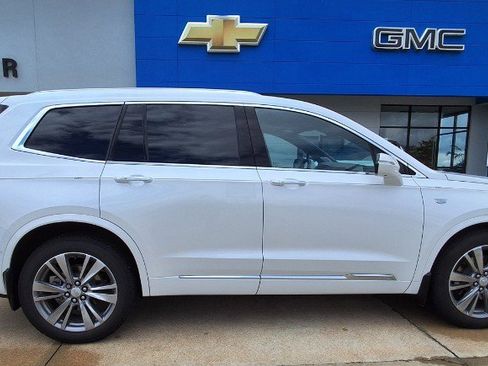 Used 2024 Cadillac XT6 Premium Luxury w/ Technology Package AWD/4WD image 1