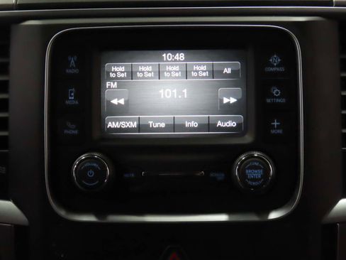 Used 2022 RAM 1500 Classic SLT image 13