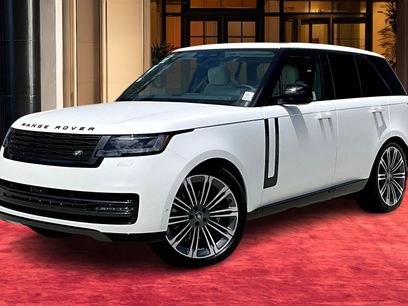 New 2025 Land Rover Range Rover SE