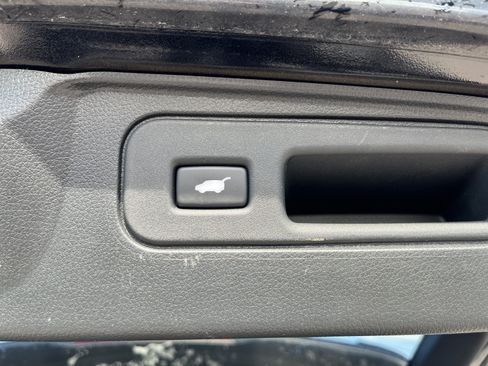 Used 2023 Honda Passport EX-L image 12