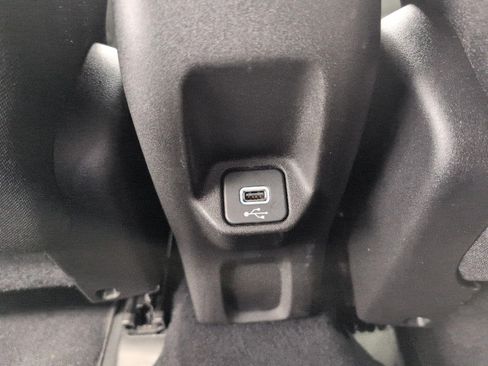 Used 2020 Jeep Renegade Latitude AWD/4WD image 22