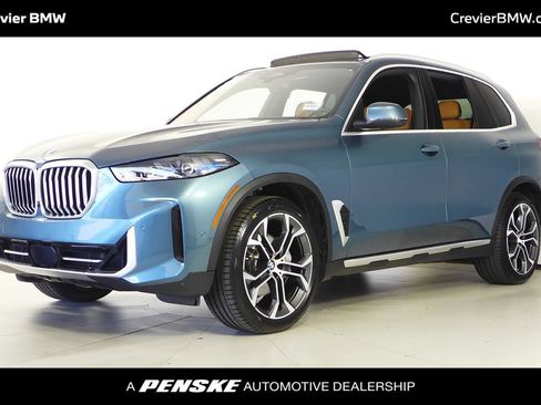Used 2025 BMW X5 xDrive40i w/ Parking Assistance Package AWD/4WD image 1