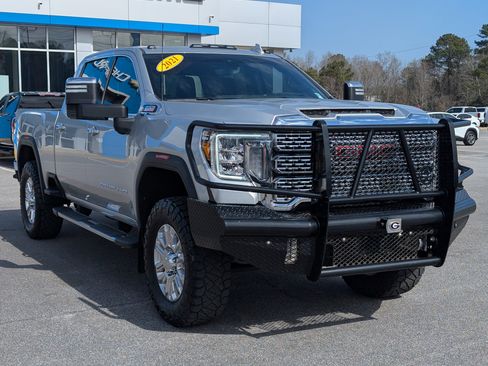 Used 2021 GMC Sierra 2500 Denali w/ Denali Ultimate Package image 3