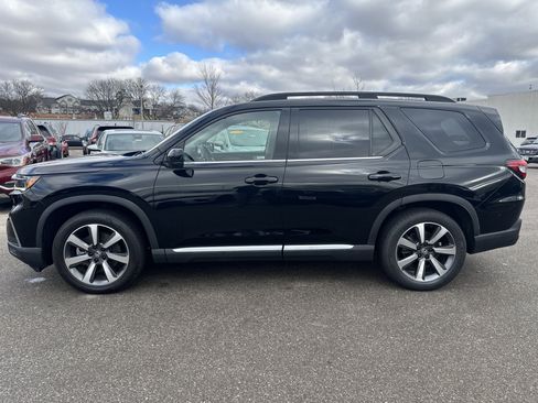 Certified 2023 Honda Pilot Elite image 8
