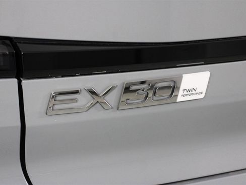 New 2026 Volvo EX30 Plus image 15
