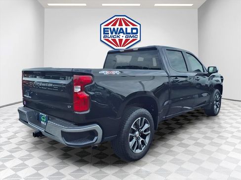 Certified 2024 Chevrolet Silverado 1500 LT AWD/4WD image 4