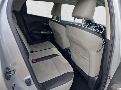 Used 2012 Nissan Juke SV image 11