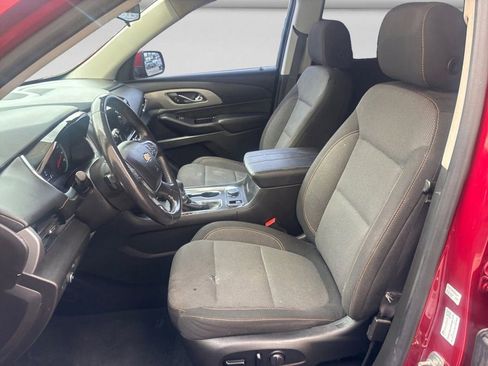Used 2021 Chevrolet Traverse LT FWD image 10
