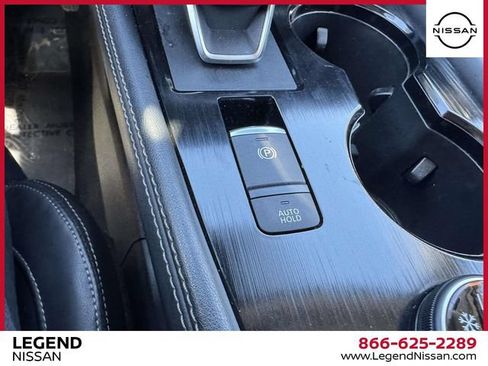 Certified 2023 Nissan Rogue Platinum w/ Platinum Premium Package AWD/4WD image 27