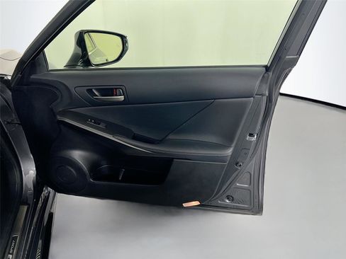 Used 2023 Lexus IS 350 F Sport image 27