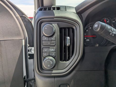 Certified 2024 Chevrolet Silverado 2500 Custom w/ Custom Value Package AWD/4WD image 14