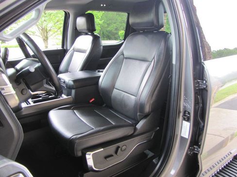 Used 2024 Ford F250 Lariat w/ Lariat Ultimate Package AWD/4WD image 21