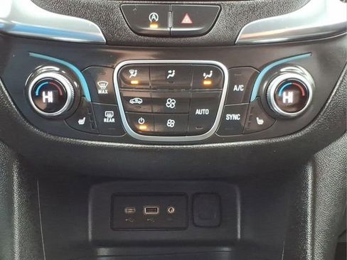 Used 2024 Chevrolet Equinox LT w/ LPO, Floor Liner Package image 20