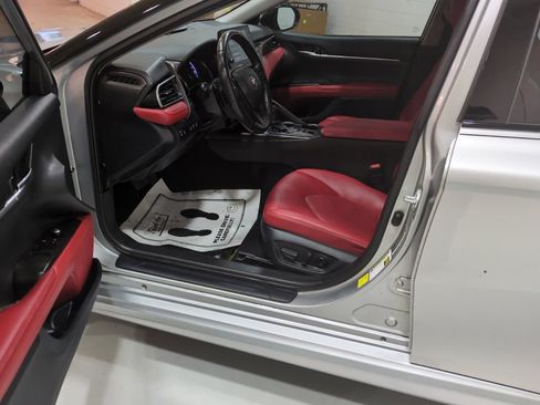 Used 2021 Toyota Camry XSE w/ Cold Weather Package FWD image 16