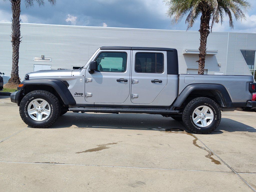 Used 2020 Jeep Gladiator Sport w/ Quick Order Package 24S AWD/4WD image 4