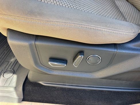 Used 2018 Ford F150 XLT w/ Equipment Group 302A Luxury image 9