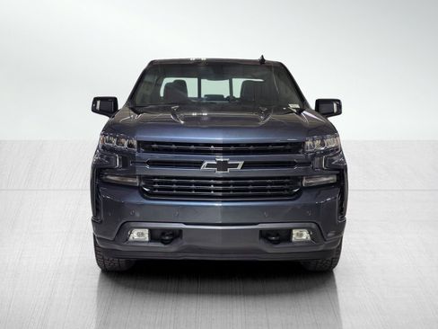 Used 2022 Chevrolet Silverado 1500 RST image 2