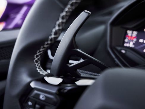 Used 2024 Lamborghini Huracan EVO image 50