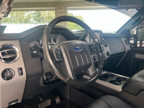 Used 2013 Ford F250 Lariat w/ Lariat Ultimate Pkg image 25