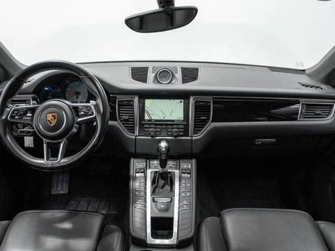 Used 2016 Porsche Macan S image 26