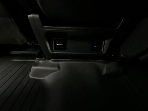 Certified 2022 Chevrolet Silverado 1500 Custom AWD/4WD image 20