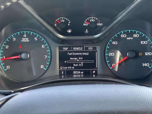 Used 2021 Chevrolet Colorado LT w/ Fleet Safety Package image 20