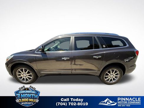 Used 2017 Buick Enclave Leather FWD image 7