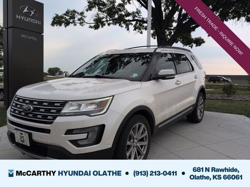 Used 2017 Ford Explorer Limited w/ Equipment Group 303A AWD/4WD image 1