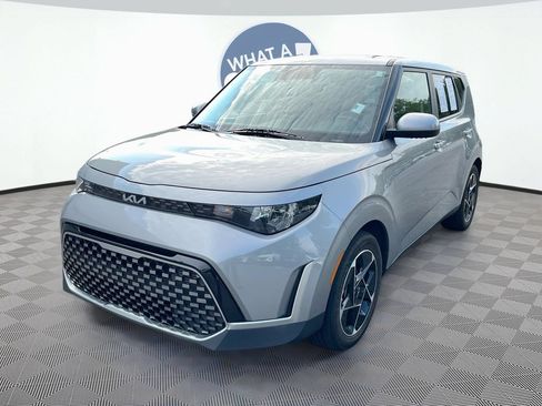 Certified 2023 Kia Soul EX FWD image 1