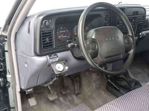 Used 1997 Dodge Ram 2500 Truck 4x4 Club Cab image 16