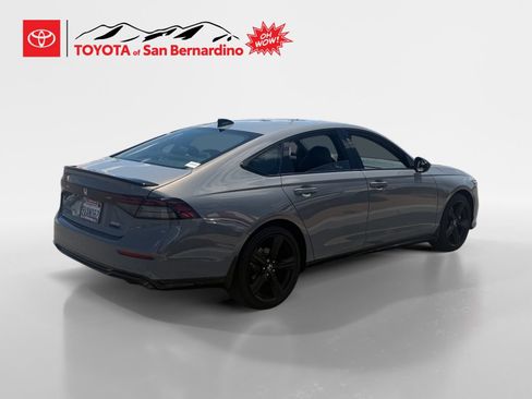 Used 2025 Honda Accord Sport image 5