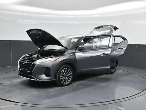 Used 2024 Nissan Kicks SV FWD image 56