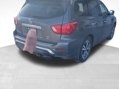 Used 2017 Nissan Pathfinder SL w/ SL Premium Package image 7