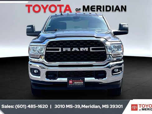 Used 2023 RAM 2500 Big Horn w/ Level 1 Equipment Group AWD/4WD image 3