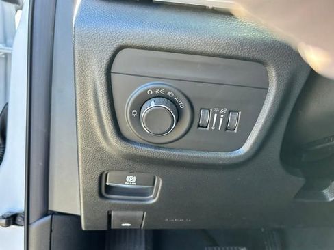 New 2026 Jeep Grand Cherokee Altitude AWD/4WD image 24