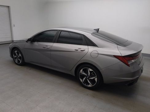 Used 2023 Hyundai Elantra Limited w/ Cargo Package FWD image 3