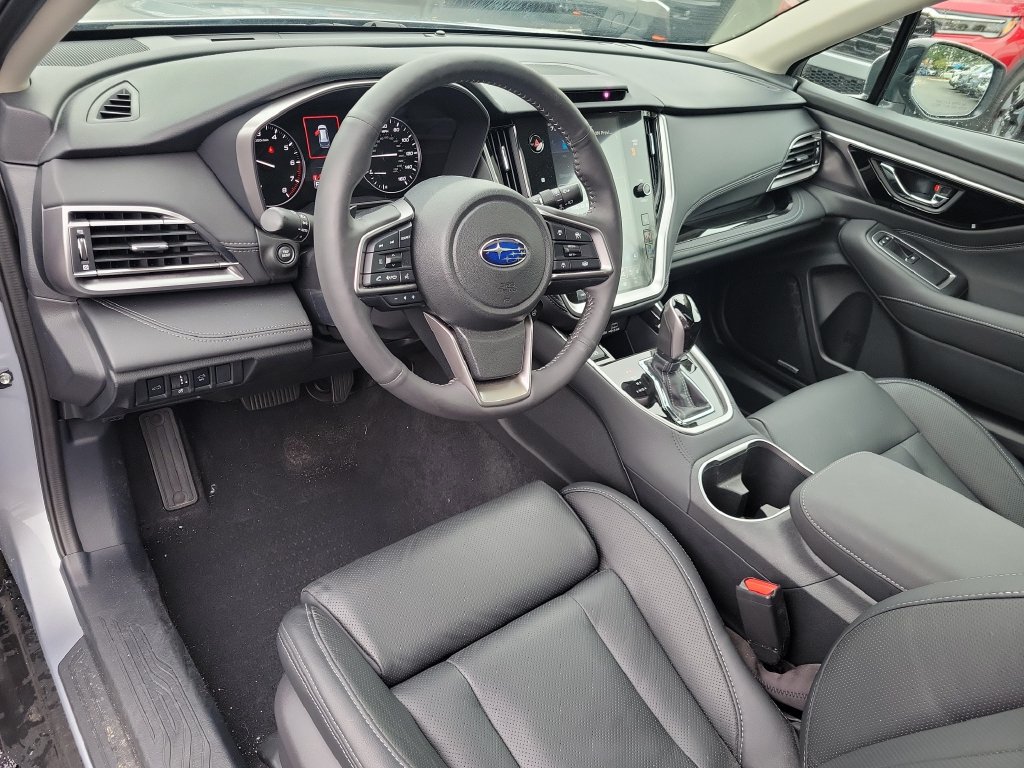 Used 2025 Subaru Outback Touring w/ Popular Package #2 AWD/4WD image 24