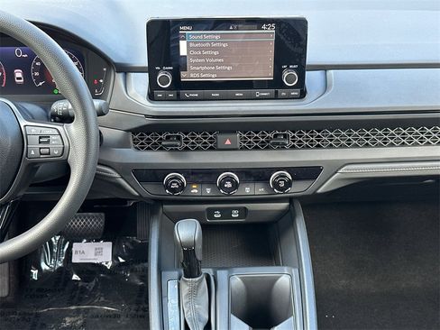 New 2025 Honda Accord LX image 15
