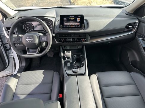 Used 2026 Nissan Rogue SV w/ SV Premium Package image 45