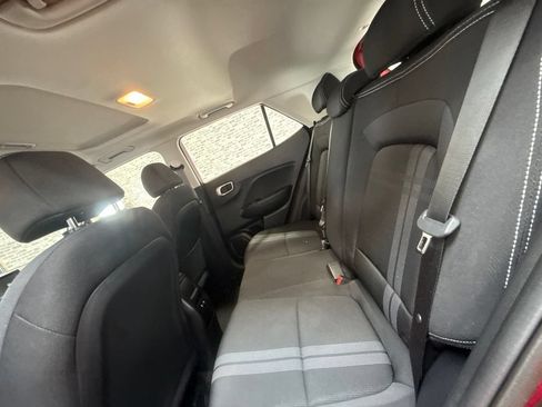 Used 2026 Hyundai Venue SEL FWD image 14