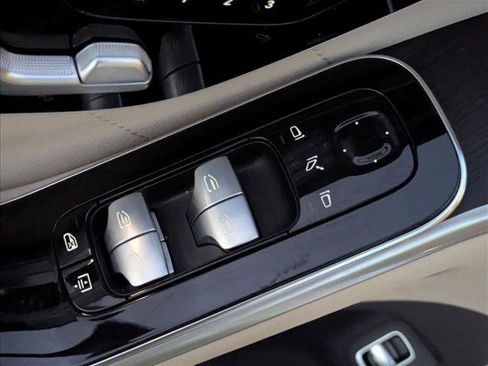 Used 2023 Mercedes-Benz S 500 4MATIC image 8