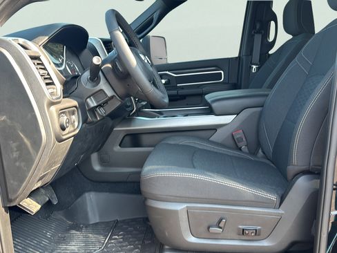 New 2025 RAM 2500 Big Horn AWD/4WD image 20