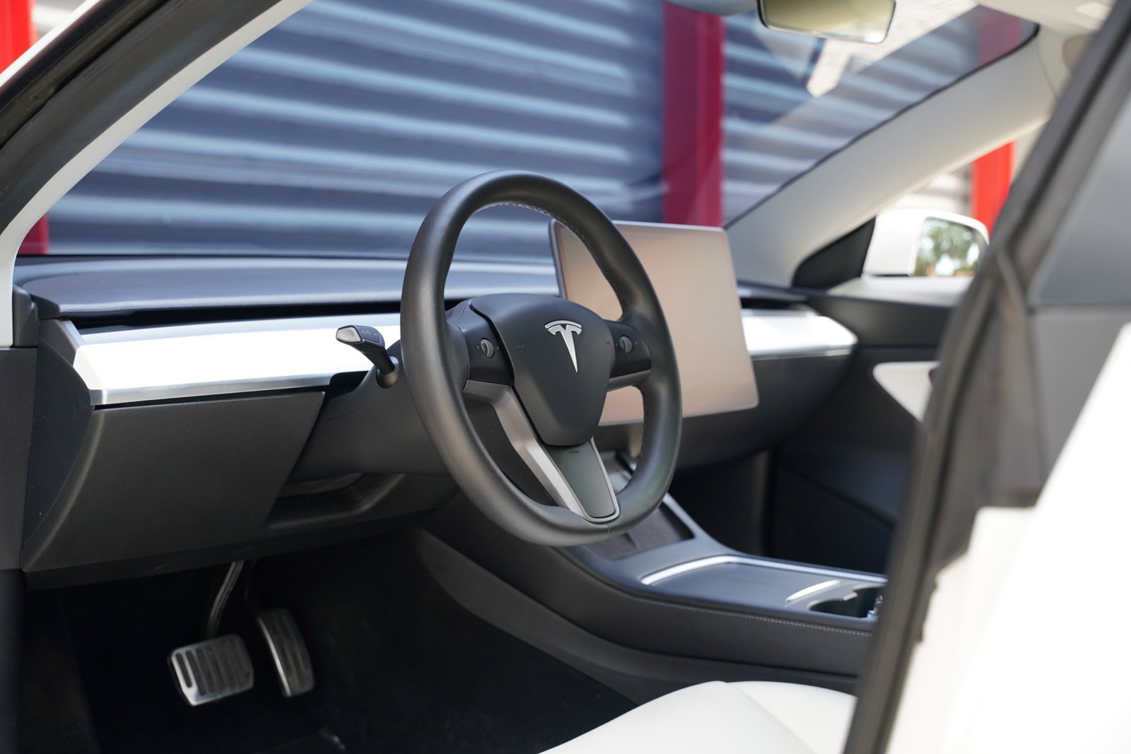 Used 2021 Tesla Model 3 Standard Range Plus RWD image 14